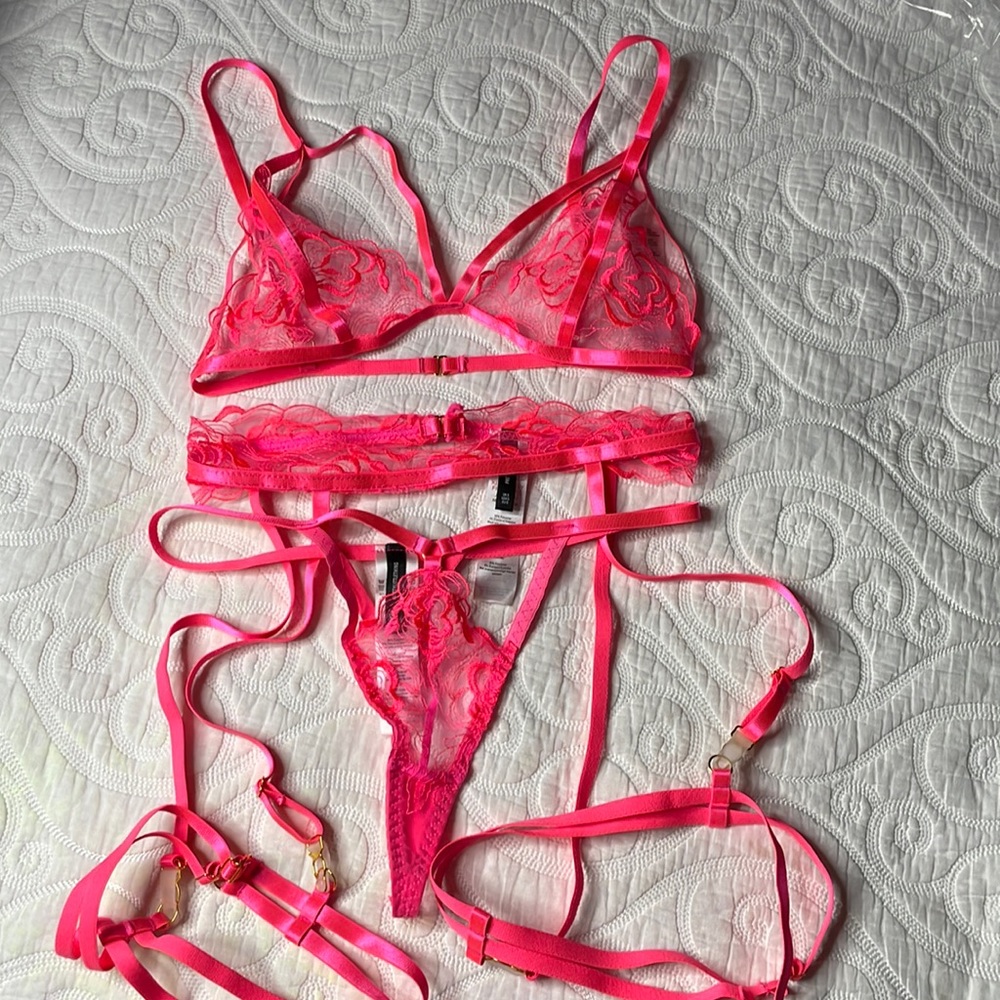 PrettyLittleThing Hot Pink Lingerie Set Size Small